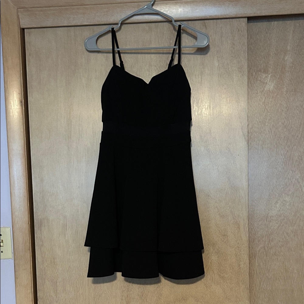 Black Sleeveless Dress